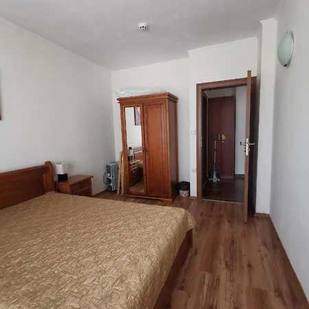 Sunny By The Lift In Bansko