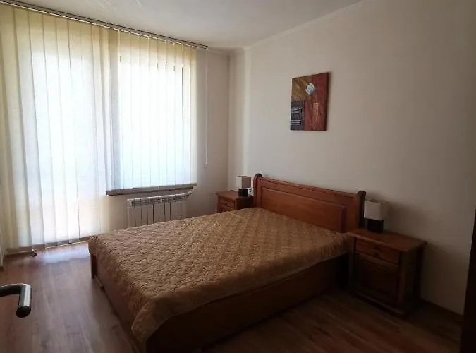 Sunny By The Lift In Apartment Bansko